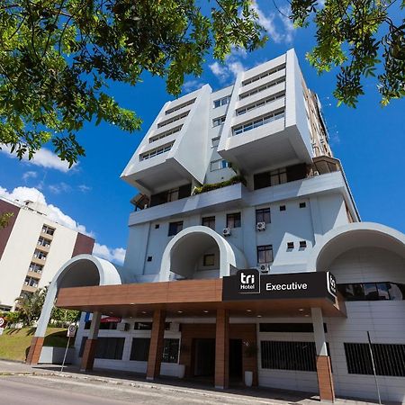 Tri Hotel Executive Criciuma エクステリア 写真