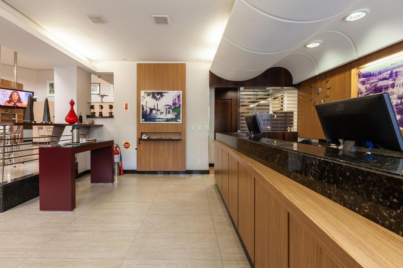 Tri Hotel Executive Criciuma エクステリア 写真